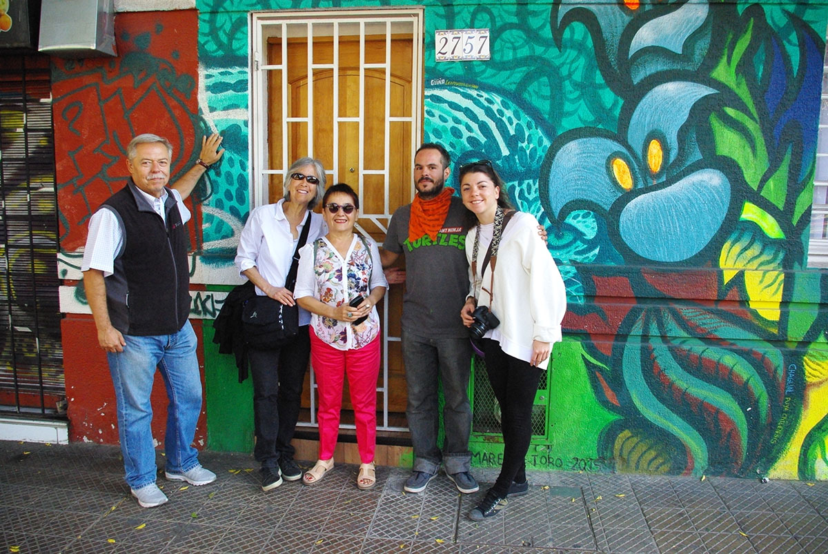 Streets of Santiago mural and graffiti tour_small